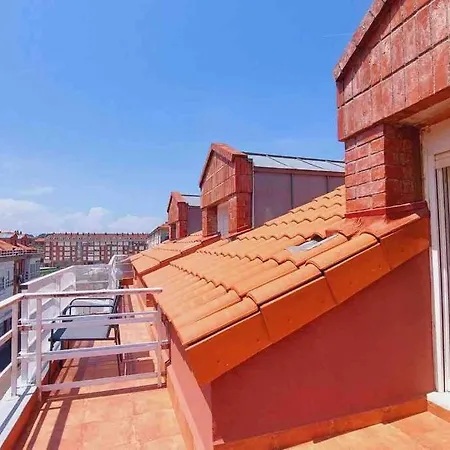 Mirando A Surf Y Playa